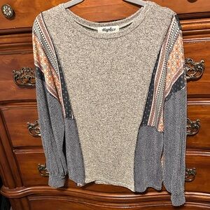 Haptics Women's Gray and Multicolor Patterned Top